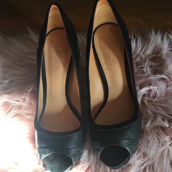 L.A.M.B black heels - Picture 2 of 3